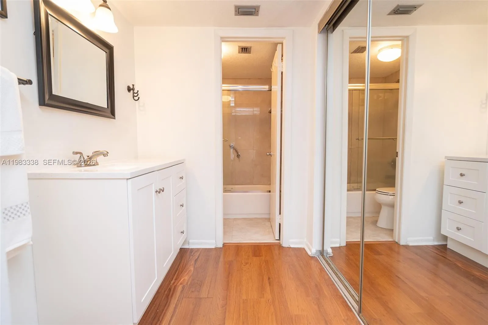 1000 Colony Point Cir 203, Pembroke Pines, Florida, Pembroke Pines, Florida 33026, 2 Bedrooms Bedrooms, ,2 BathroomsBathrooms,Residential,For Sale,1000 Colony Point Cir 203, Pembroke Pines, Florida,A11983338