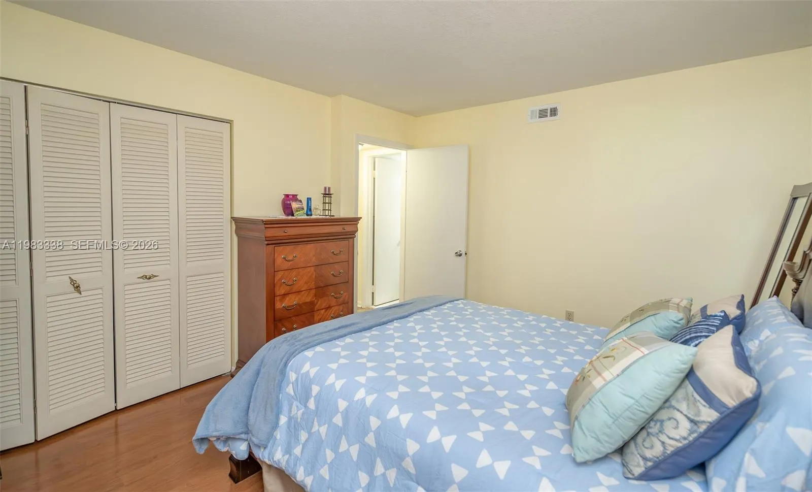 1000 Colony Point Cir 203, Pembroke Pines, Florida, Pembroke Pines, Florida 33026, 2 Bedrooms Bedrooms, ,2 BathroomsBathrooms,Residential,For Sale,1000 Colony Point Cir 203, Pembroke Pines, Florida,A11983338