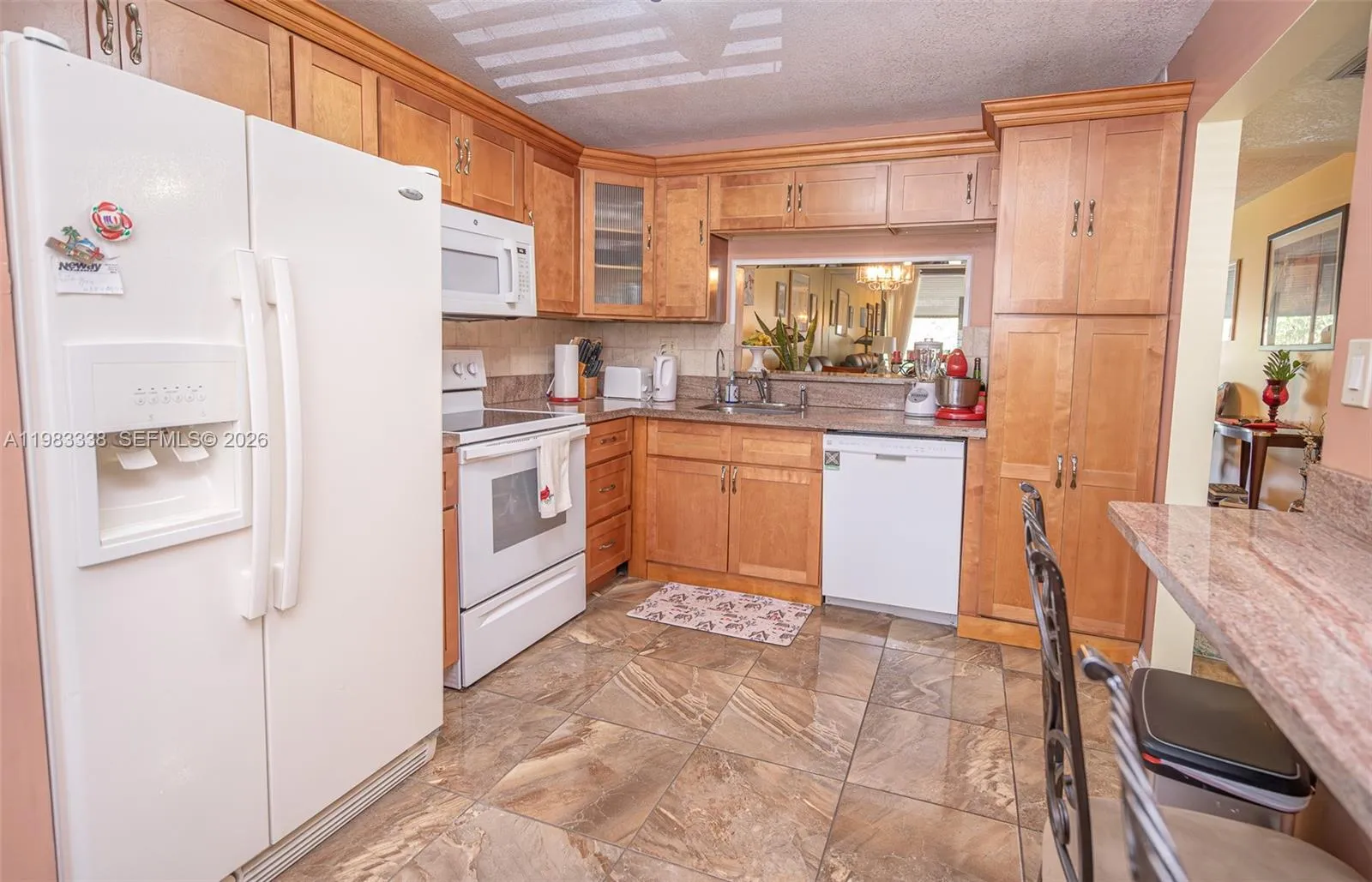 1000 Colony Point Cir 203, Pembroke Pines, Florida, Pembroke Pines, Florida 33026, 2 Bedrooms Bedrooms, ,2 BathroomsBathrooms,Residential,For Sale,1000 Colony Point Cir 203, Pembroke Pines, Florida,A11983338