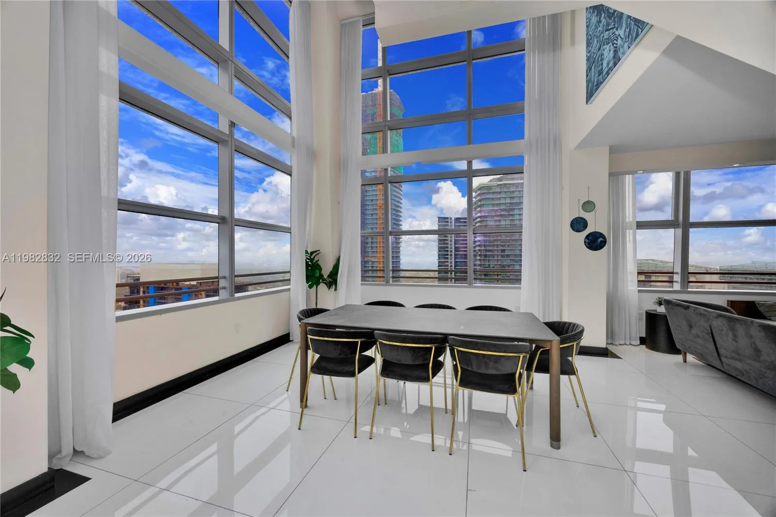 1395 Brickell Ave 3404, Miami, Florida 33131, Miami, Florida 33131, 3 Bedrooms Bedrooms, ,3 BathroomsBathrooms,Residential Lease,For Rent,1395 Brickell Ave 3404, Miami, Florida 33131,A11982832