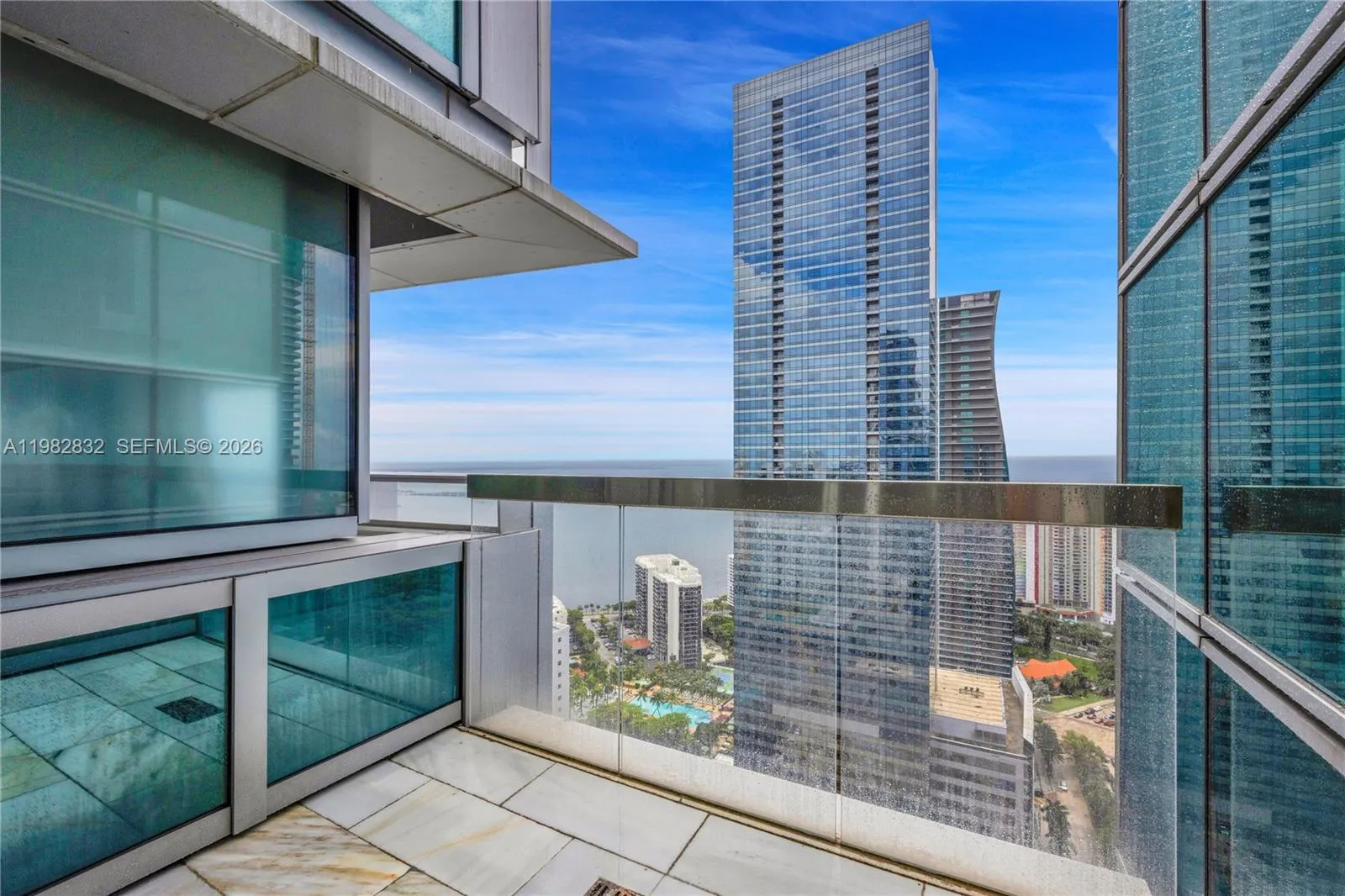 1395 Brickell Ave 3404, Miami, Florida 33131, Miami, Florida 33131, 3 Bedrooms Bedrooms, ,3 BathroomsBathrooms,Residential Lease,For Rent,1395 Brickell Ave 3404, Miami, Florida 33131,A11982832
