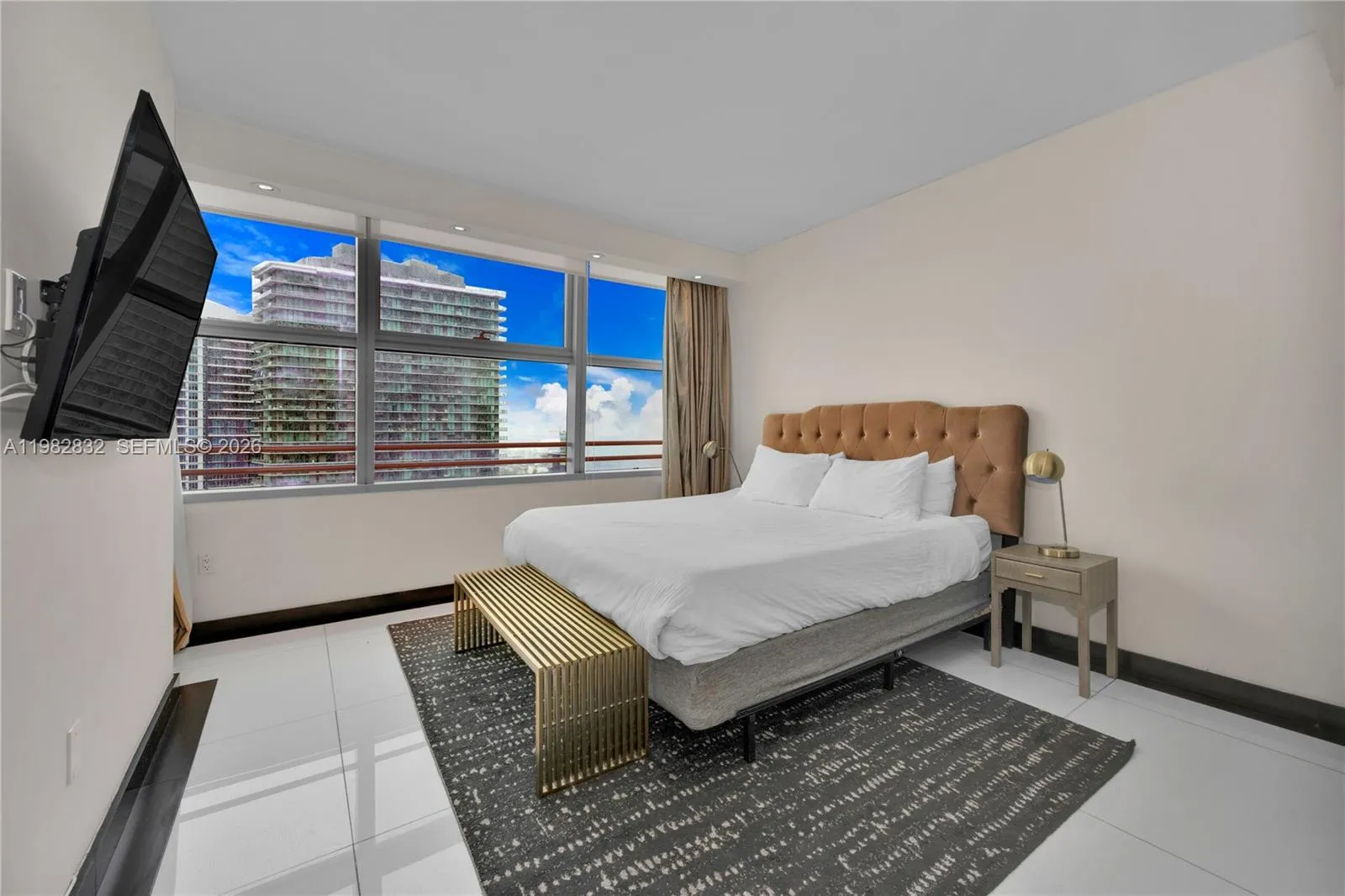 1395 Brickell Ave 3404, Miami, Florida 33131, Miami, Florida 33131, 3 Bedrooms Bedrooms, ,3 BathroomsBathrooms,Residential Lease,For Rent,1395 Brickell Ave 3404, Miami, Florida 33131,A11982832