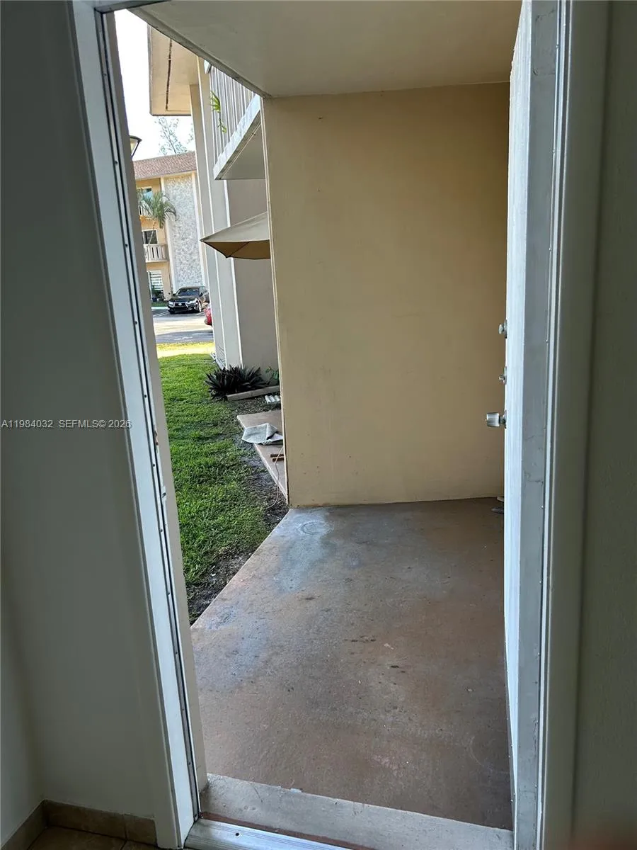 7450 Miami Lakes Dr C109, Miami Lakes, Florida 330, Miami Lakes, Florida 33014, 1 Bedroom Bedrooms, ,1 BathroomBathrooms,Residential Lease,For Rent,7450 Miami Lakes Dr C109, Miami Lakes, Florida 330,A11984032