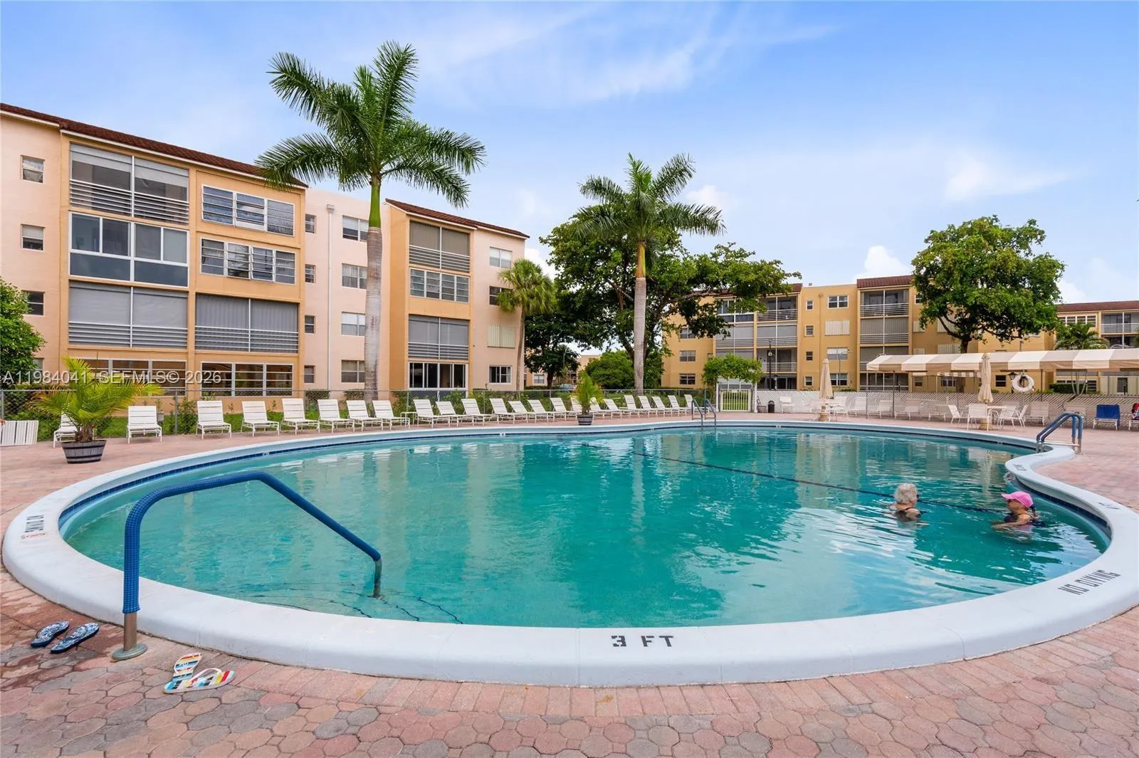 2841 Somerset Dr 318, Lauderdale Lakes, Florida 33, Lauderdale Lakes, Florida 33311, 1 Bedroom Bedrooms, ,1 BathroomBathrooms,Residential,For Sale,2841 Somerset Dr 318, Lauderdale Lakes, Florida 33,A11984041