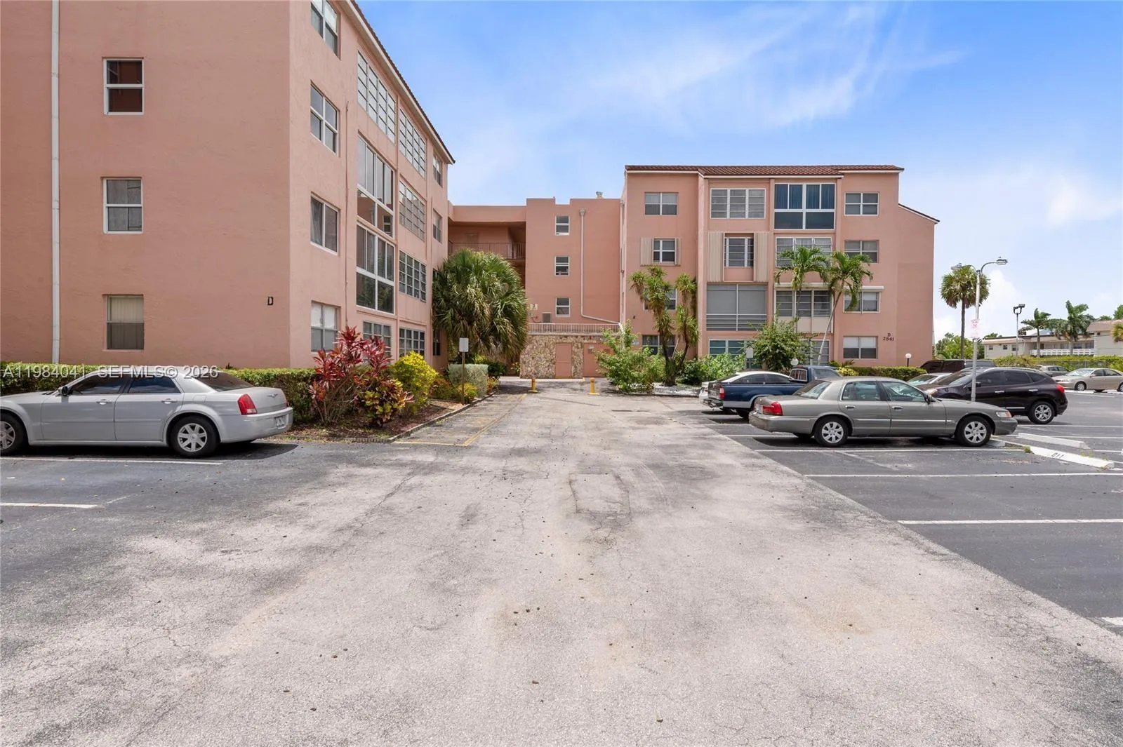 2841 Somerset Dr 318, Lauderdale Lakes, Florida 33, Lauderdale Lakes, Florida 33311, 1 Bedroom Bedrooms, ,1 BathroomBathrooms,Residential,For Sale,2841 Somerset Dr 318, Lauderdale Lakes, Florida 33,A11984041