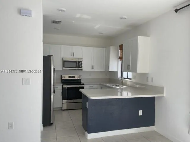 Hialeah, Florida 33018, 3 Bedrooms Bedrooms, ,2 BathroomsBathrooms,Residential Lease,For Rent,A11983773