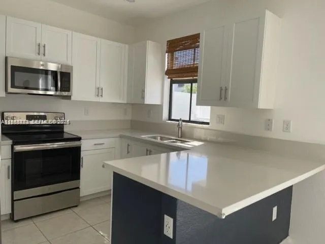Hialeah, Florida 33018, 3 Bedrooms Bedrooms, ,2 BathroomsBathrooms,Residential Lease,For Rent,A11983773