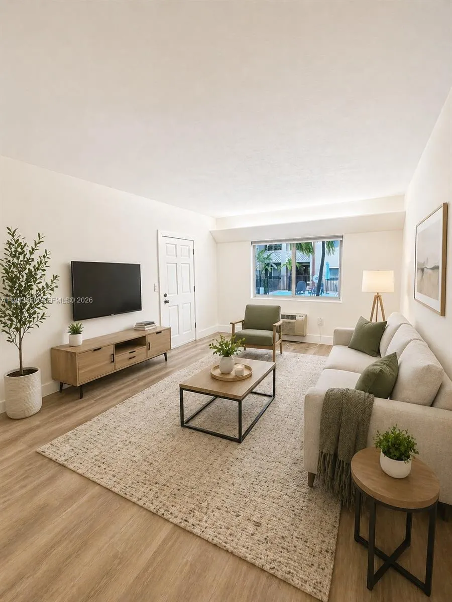 125 Edgewater Dr 1, Coral Gables, Florida 33133, Coral Gables, Florida 33133, 2 Bedrooms Bedrooms, ,1 BathroomBathrooms,Residential Lease,For Rent,125 Edgewater Dr 1, Coral Gables, Florida 33133,A11983360