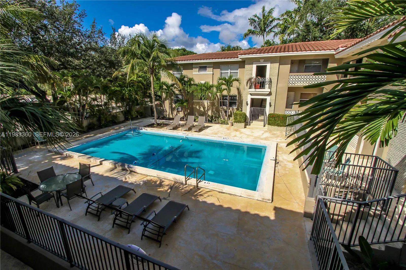 125 Edgewater Dr 1, Coral Gables, Florida 33133, Coral Gables, Florida 33133, 2 Bedrooms Bedrooms, ,1 BathroomBathrooms,Residential Lease,For Rent,125 Edgewater Dr 1, Coral Gables, Florida 33133,A11983360