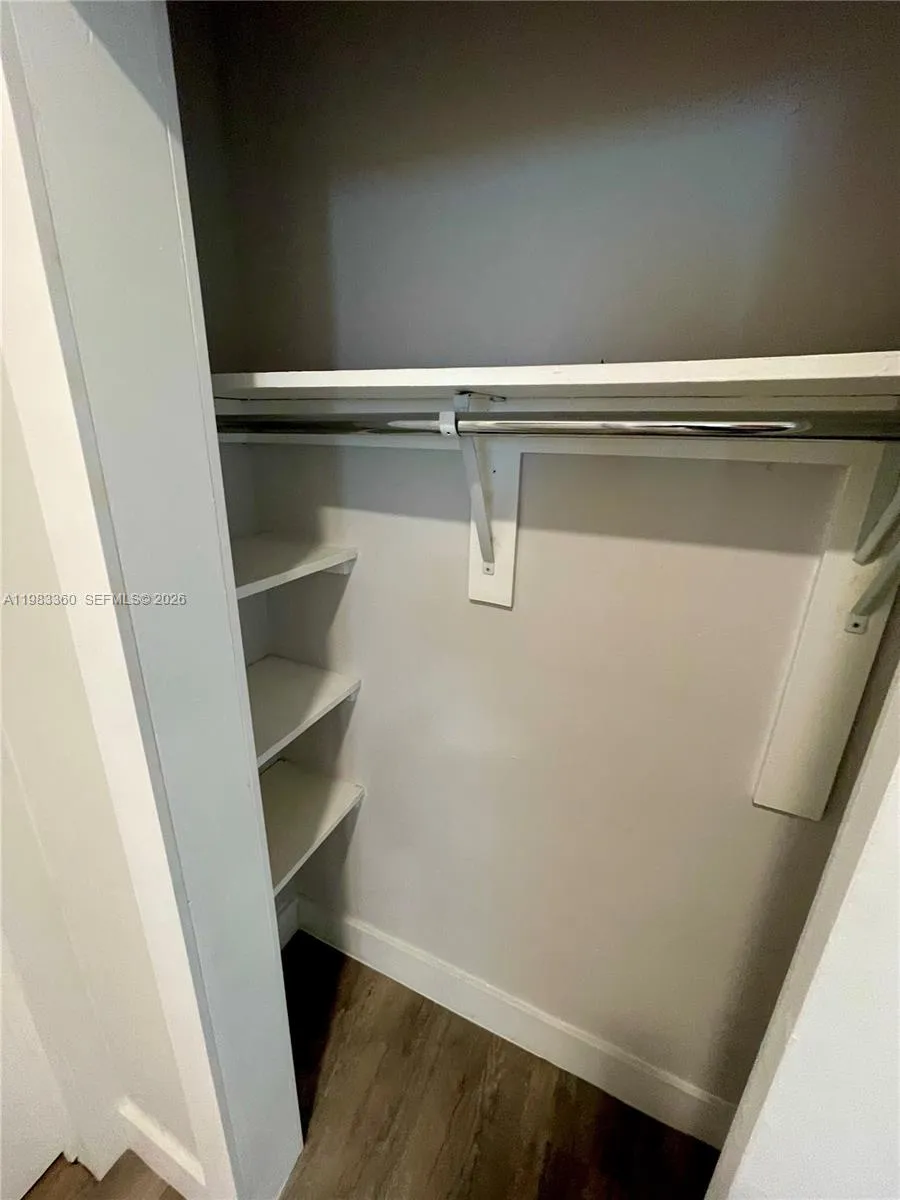 125 Edgewater Dr 1, Coral Gables, Florida 33133, Coral Gables, Florida 33133, 2 Bedrooms Bedrooms, ,1 BathroomBathrooms,Residential Lease,For Rent,125 Edgewater Dr 1, Coral Gables, Florida 33133,A11983360