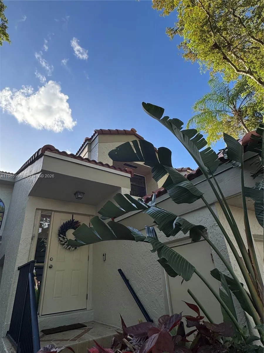 3212 Arbor Ln 2407, Hollywood, Florida 33021, Hollywood, Florida 33021, 3 Bedrooms Bedrooms, ,2 BathroomsBathrooms,Residential,For Sale,3212 Arbor Ln 2407, Hollywood, Florida 33021,A11983999