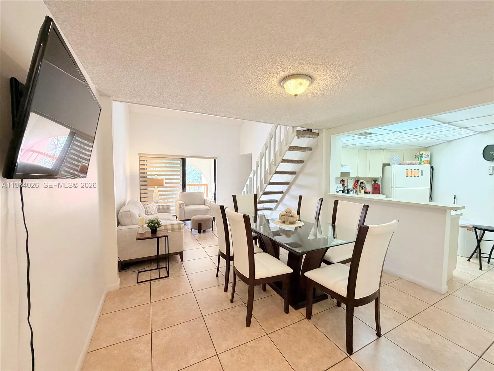 10233 Nw 9 St 206-1, Miami, Florida 33172, Miami, Florida 33172, 2 Bedrooms Bedrooms, ,2 BathroomsBathrooms,Residential Lease,For Rent,10233 Nw 9 St 206-1, Miami, Florida 33172,A11984026