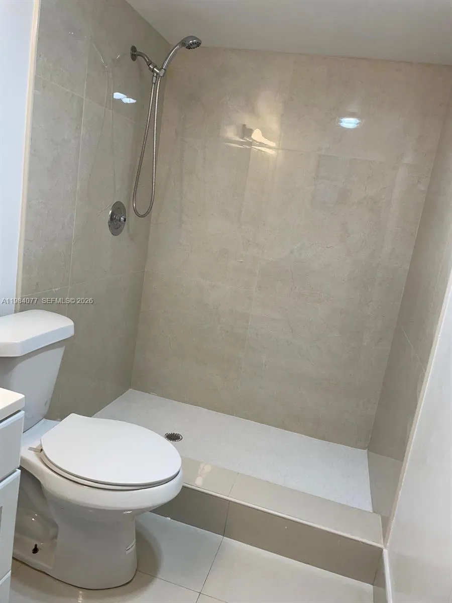 17000 Nw 67th Ave 437, Hialeah, Florida 33015, Hialeah, Florida 33015, 2 Bedrooms Bedrooms, ,2 BathroomsBathrooms,Residential,For Sale,17000 Nw 67th Ave 437, Hialeah, Florida 33015,A11984077