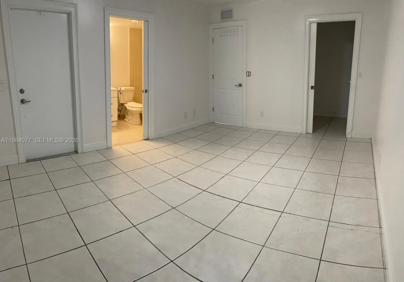 17000 Nw 67th Ave 437, Hialeah, Florida 33015, Hialeah, Florida 33015, 2 Bedrooms Bedrooms, ,2 BathroomsBathrooms,Residential,For Sale,17000 Nw 67th Ave 437, Hialeah, Florida 33015,A11984077