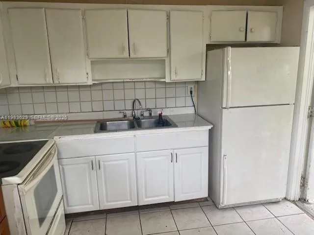 1990 Ne 168 St, North Miami Beach, Florida 33162, North Miami Beach, Florida 33162, ,Residential Income,For Sale,1990 Ne 168 St, North Miami Beach, Florida 33162,A11983629