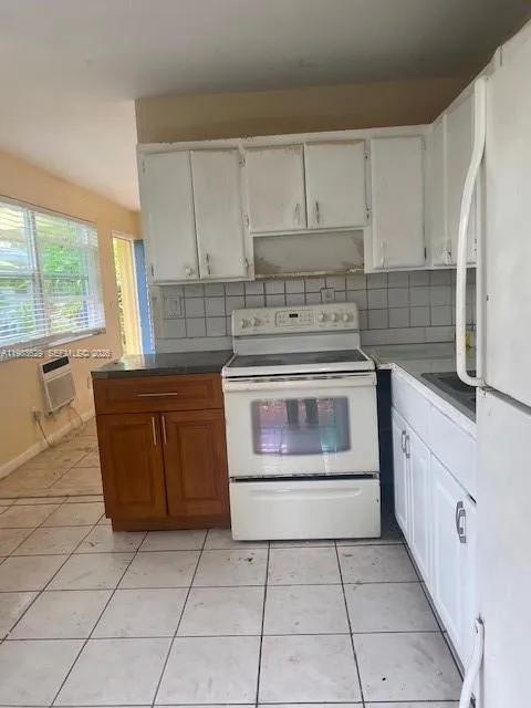 1990 Ne 168 St, North Miami Beach, Florida 33162, North Miami Beach, Florida 33162, ,Residential Income,For Sale,1990 Ne 168 St, North Miami Beach, Florida 33162,A11983629