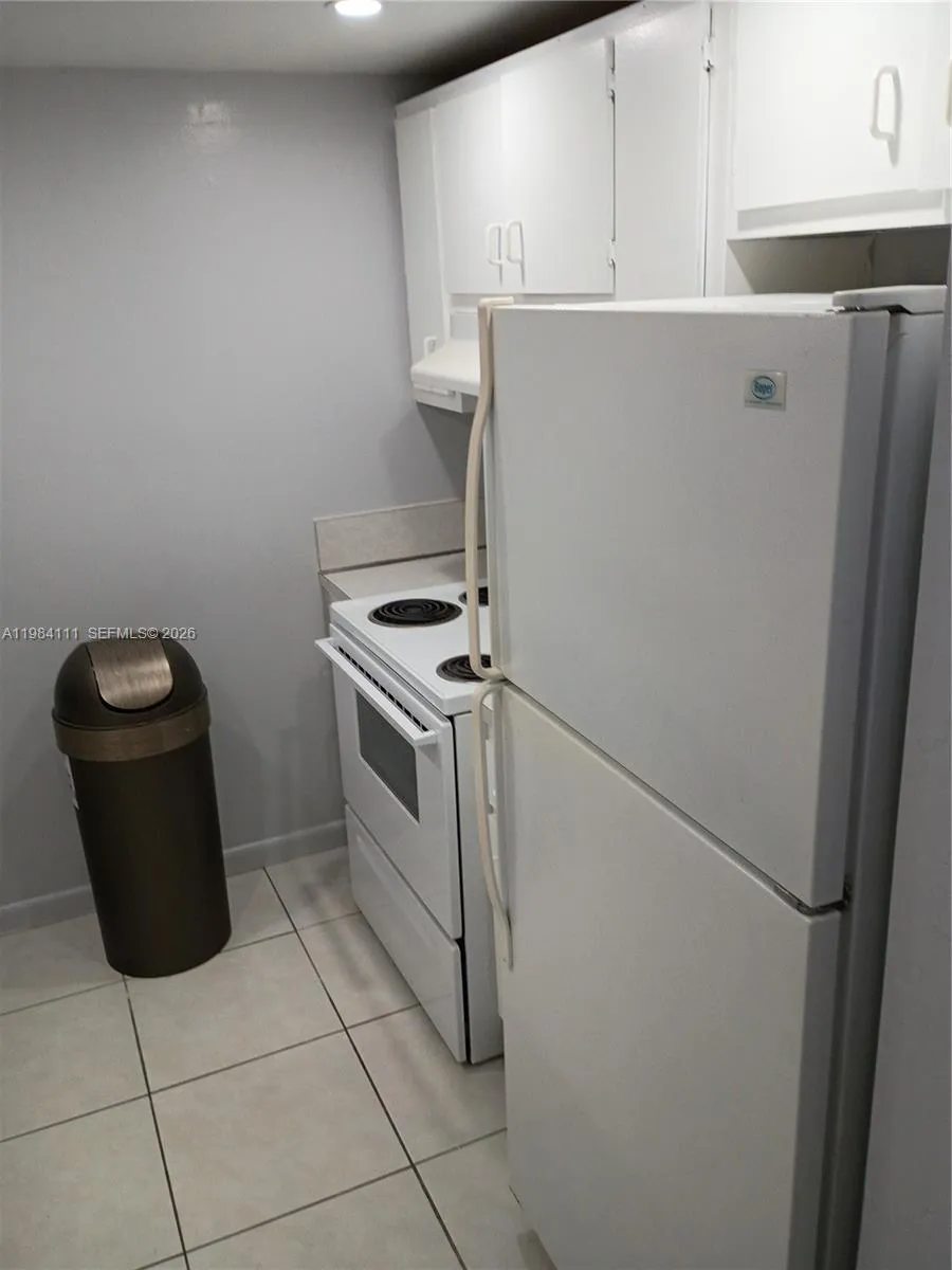 8315 Sw 72nd Ave 104b, Miami, Florida 33143, Miami, Florida 33143, ,1 BathroomBathrooms,Residential,For Sale,8315 Sw 72nd Ave 104b, Miami, Florida 33143,A11984111