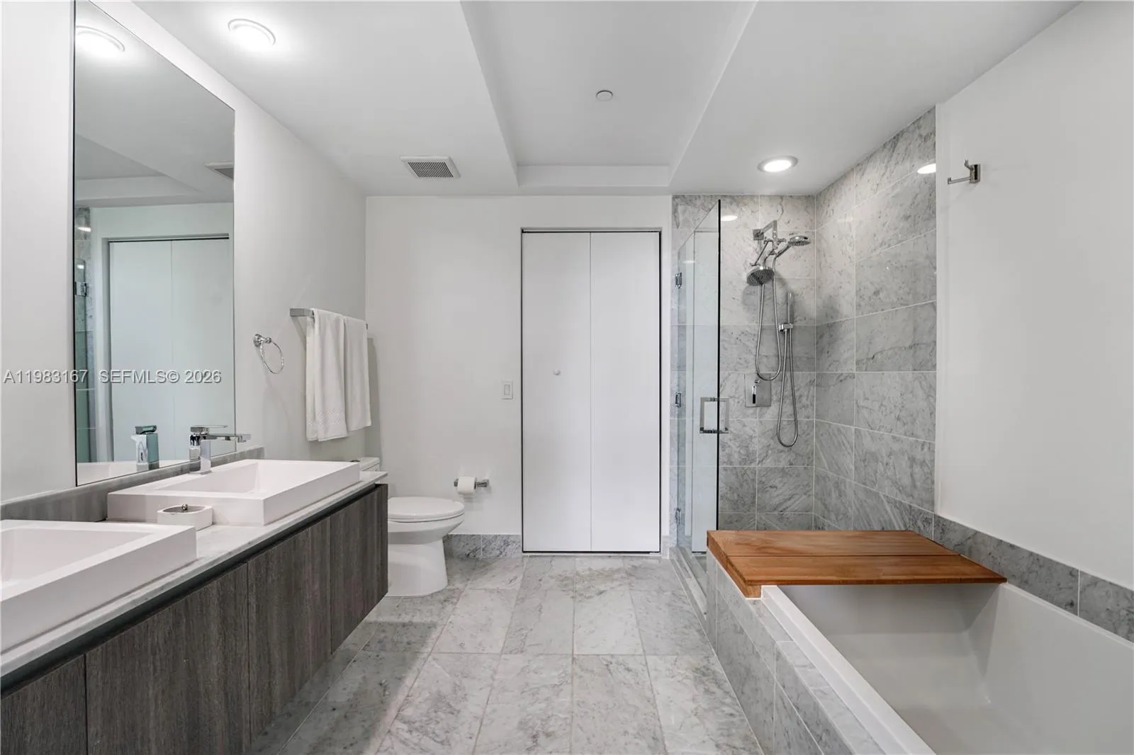 801 S Miami Ave 4509, Miami, Florida 33130, Miami, Florida 33130, 3 Bedrooms Bedrooms, ,3 BathroomsBathrooms,Residential,For Sale,801 S Miami Ave 4509, Miami, Florida 33130,A11983167