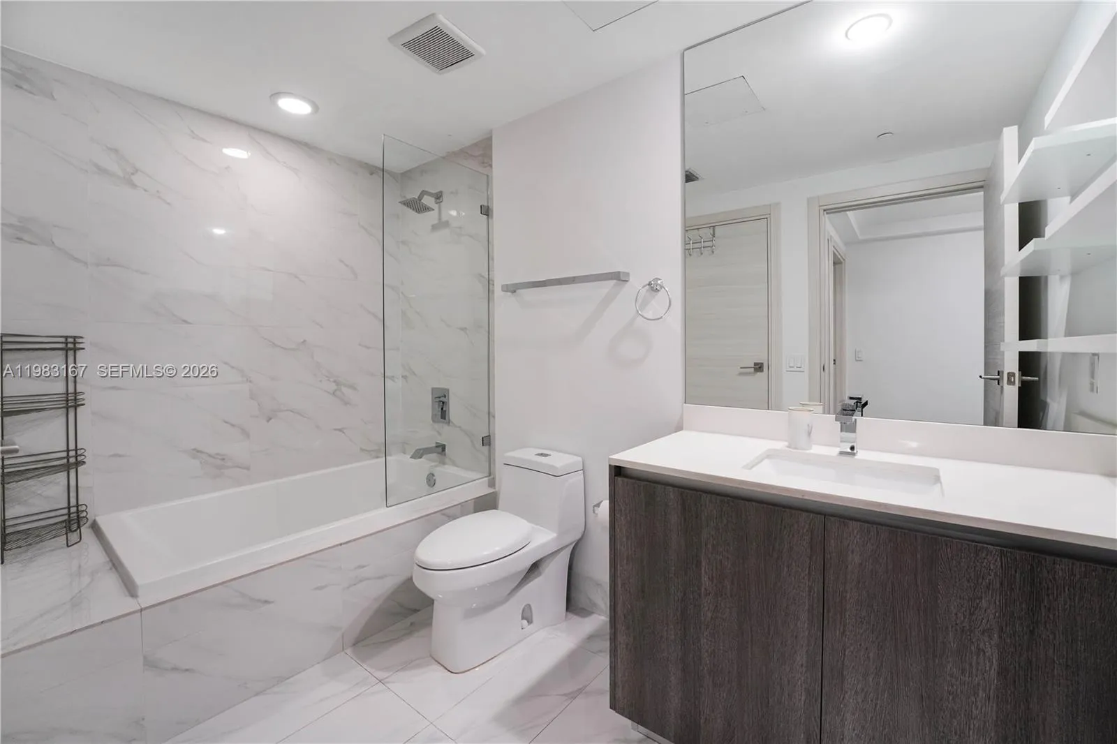801 S Miami Ave 4509, Miami, Florida 33130, Miami, Florida 33130, 3 Bedrooms Bedrooms, ,3 BathroomsBathrooms,Residential,For Sale,801 S Miami Ave 4509, Miami, Florida 33130,A11983167
