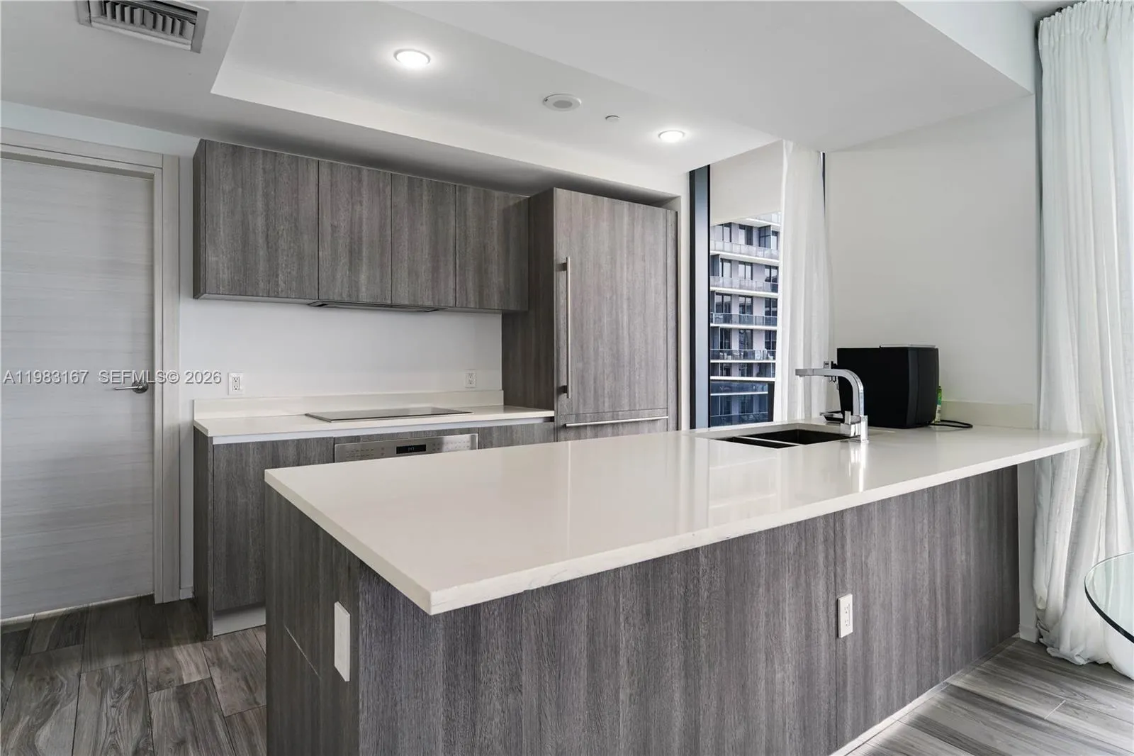 801 S Miami Ave 4509, Miami, Florida 33130, Miami, Florida 33130, 3 Bedrooms Bedrooms, ,3 BathroomsBathrooms,Residential,For Sale,801 S Miami Ave 4509, Miami, Florida 33130,A11983167