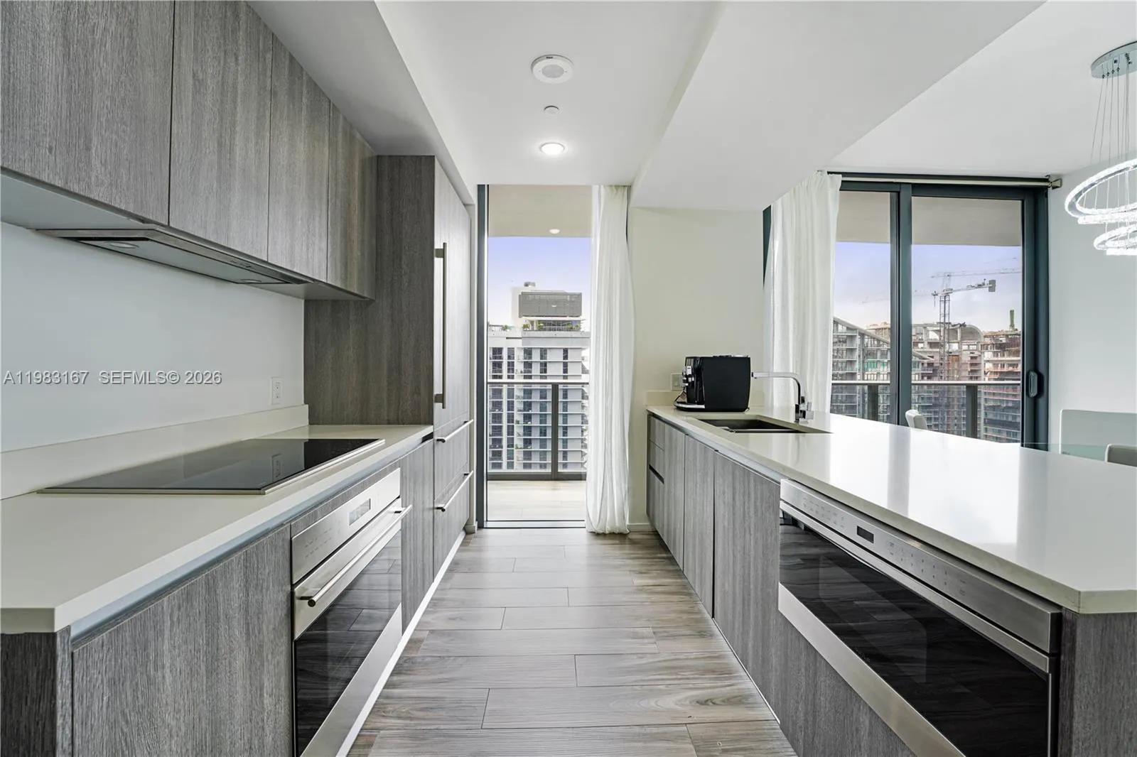 801 S Miami Ave 4509, Miami, Florida 33130, Miami, Florida 33130, 3 Bedrooms Bedrooms, ,3 BathroomsBathrooms,Residential,For Sale,801 S Miami Ave 4509, Miami, Florida 33130,A11983167