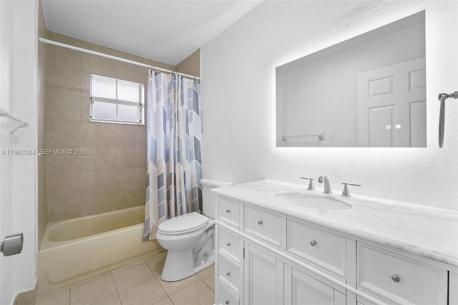 7827 Nw 166th Ter, Miami Lakes, Florida 33016, Miami Lakes, Florida 33016, 3 Bedrooms Bedrooms, ,2 BathroomsBathrooms,Residential,For Sale,7827 Nw 166th Ter, Miami Lakes, Florida 33016,A11983384