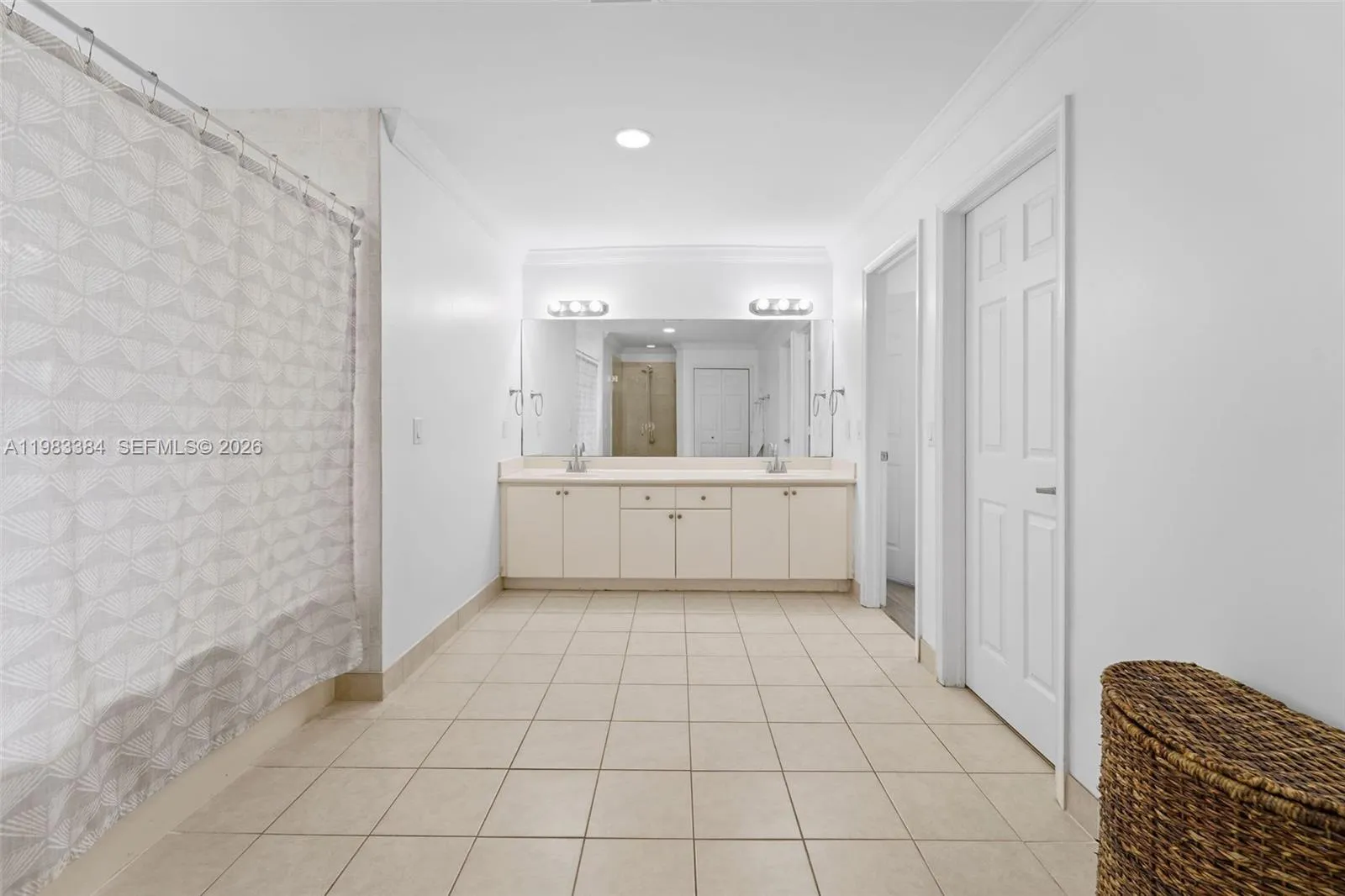 Primary Ensuite Bathroom