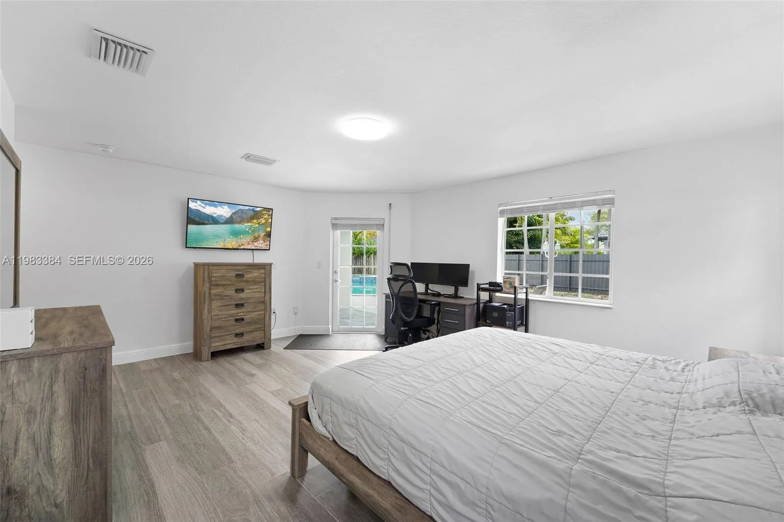 7827 Nw 166th Ter, Miami Lakes, Florida 33016, Miami Lakes, Florida 33016, 3 Bedrooms Bedrooms, ,2 BathroomsBathrooms,Residential,For Sale,7827 Nw 166th Ter, Miami Lakes, Florida 33016,A11983384