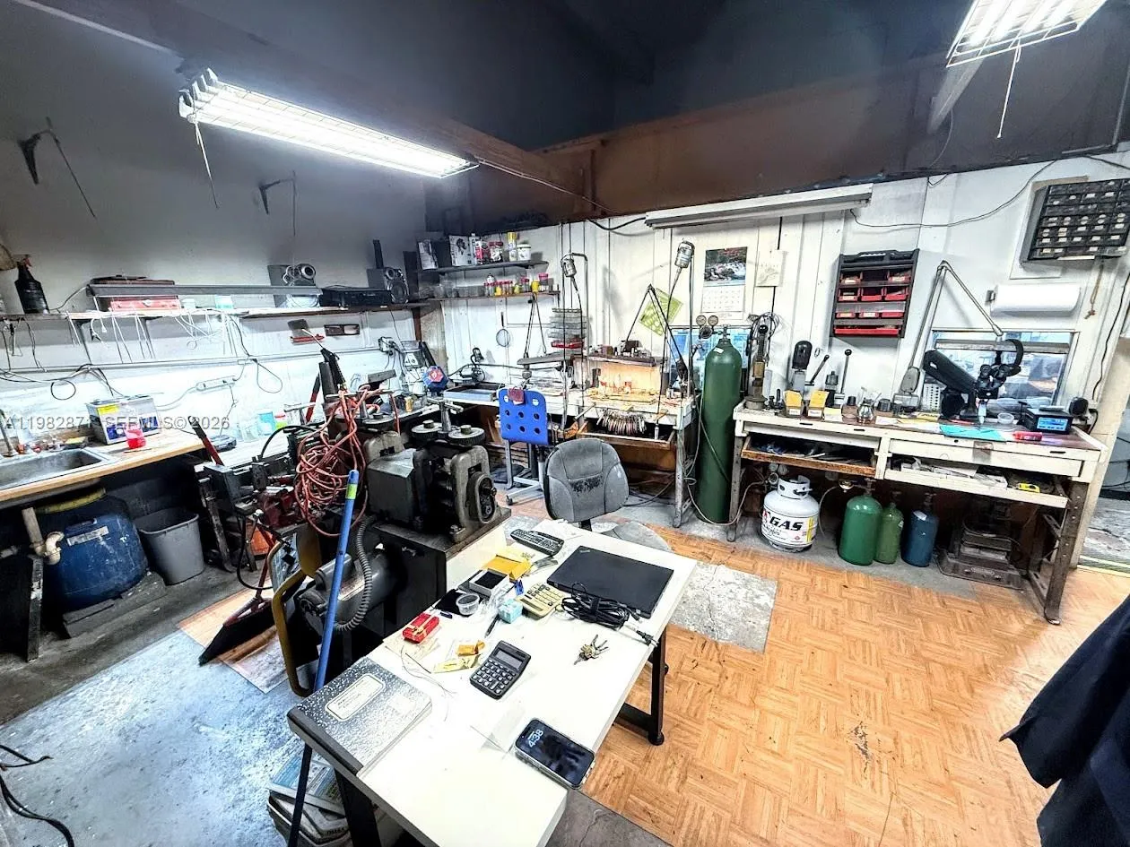 Palm Ave, Hialeah, Florida 33010, Hialeah, Florida 33010, ,Business Opportunity,For Sale,Palm Ave, Hialeah, Florida 33010,A11982871