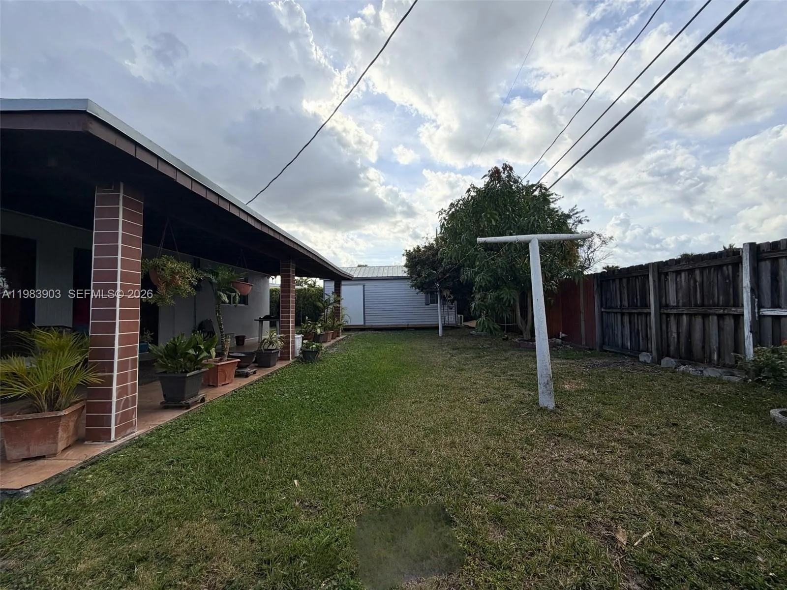 9255 Sw 43rd Ter Rear, Miami, Florida 33165, Miami, Florida 33165, ,1 BathroomBathrooms,Residential Lease,For Rent,9255 Sw 43rd Ter Rear, Miami, Florida 33165,A11983903