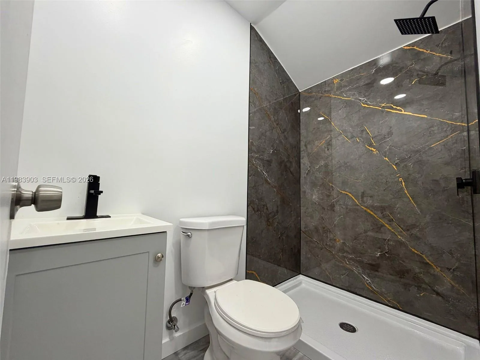 9255 Sw 43rd Ter Rear, Miami, Florida 33165, Miami, Florida 33165, ,1 BathroomBathrooms,Residential Lease,For Rent,9255 Sw 43rd Ter Rear, Miami, Florida 33165,A11983903
