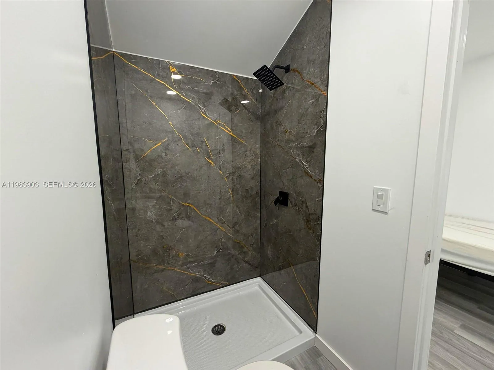 9255 Sw 43rd Ter Rear, Miami, Florida 33165, Miami, Florida 33165, ,1 BathroomBathrooms,Residential Lease,For Rent,9255 Sw 43rd Ter Rear, Miami, Florida 33165,A11983903