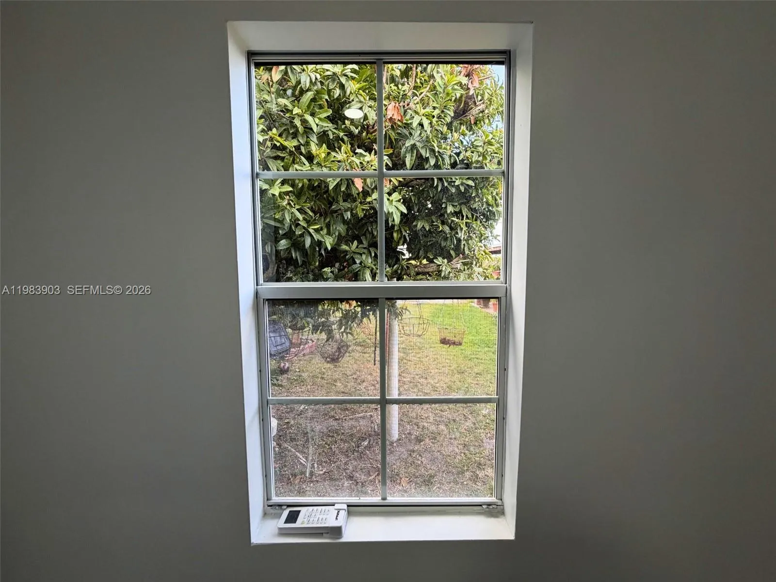 9255 Sw 43rd Ter Rear, Miami, Florida 33165, Miami, Florida 33165, ,1 BathroomBathrooms,Residential Lease,For Rent,9255 Sw 43rd Ter Rear, Miami, Florida 33165,A11983903
