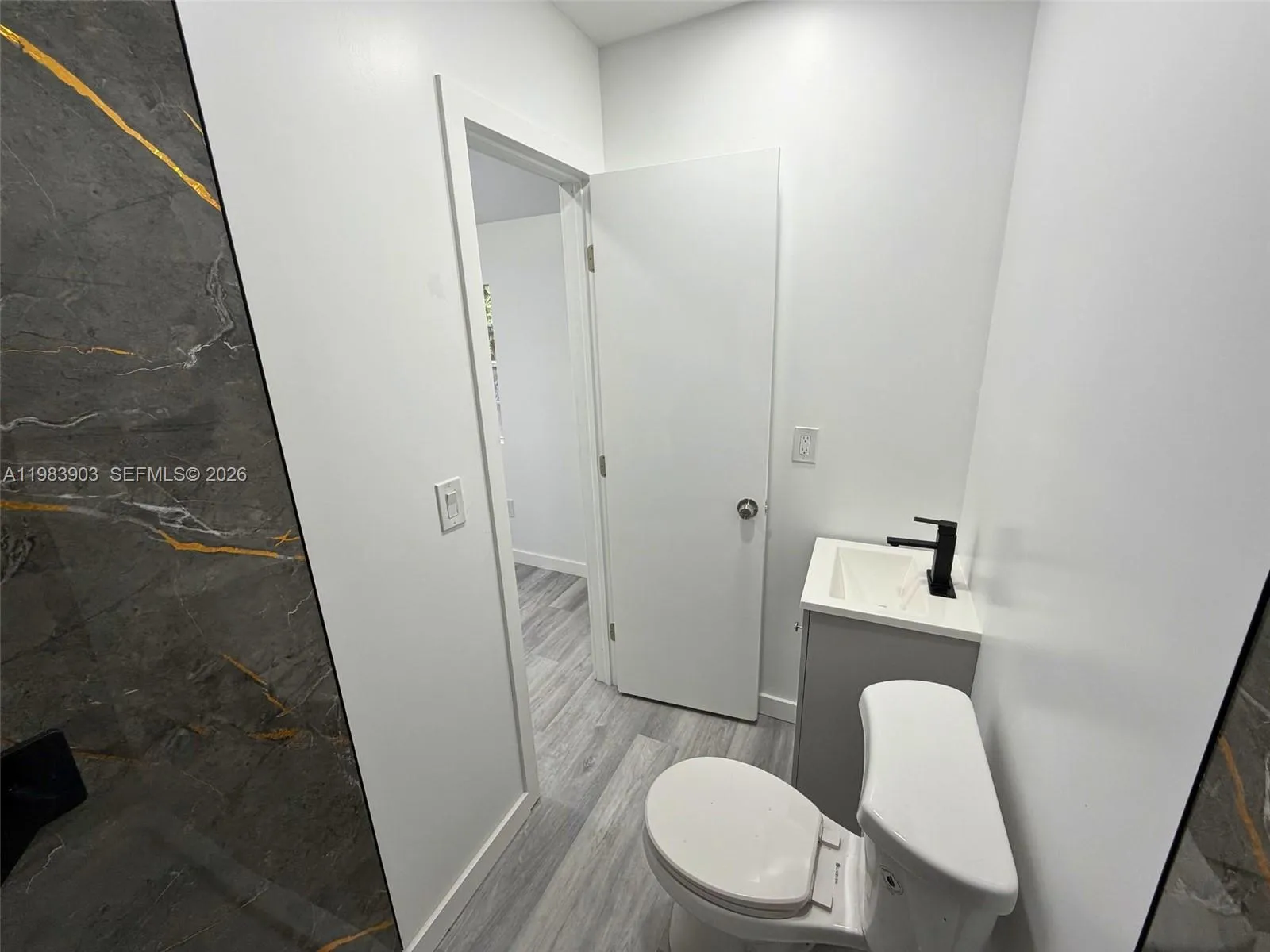 9255 Sw 43rd Ter Rear, Miami, Florida 33165, Miami, Florida 33165, ,1 BathroomBathrooms,Residential Lease,For Rent,9255 Sw 43rd Ter Rear, Miami, Florida 33165,A11983903