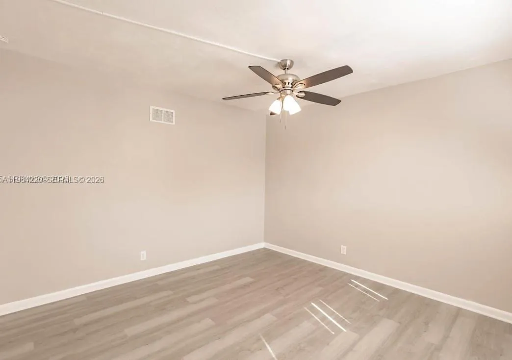 1816 Mckinley St 10, Hollywood, Florida 33020, Hollywood, Florida 33020, 1 Bedroom Bedrooms, ,1 BathroomBathrooms,Residential Lease,For Rent,1816 Mckinley St 10, Hollywood, Florida 33020,A11984220