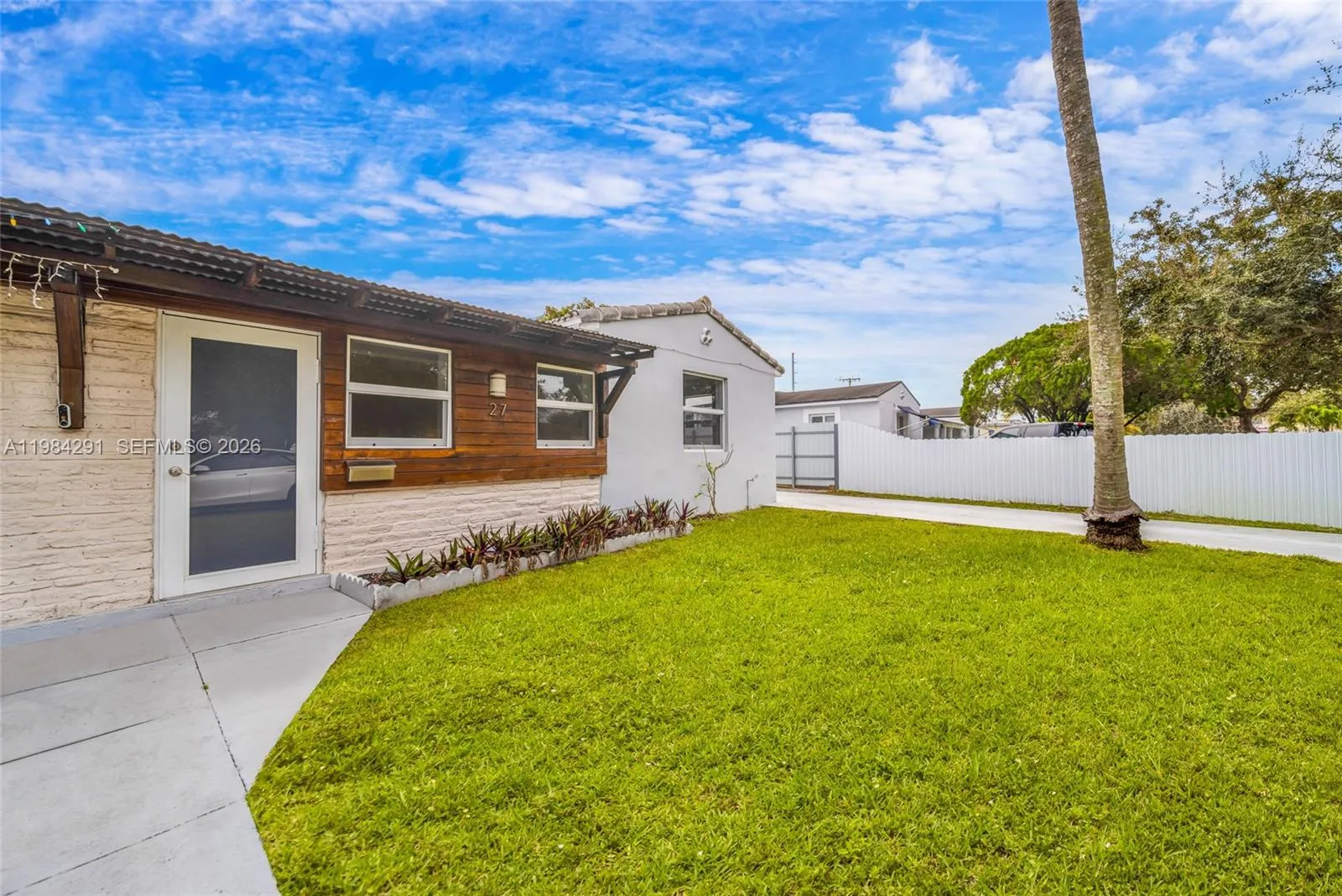27 Suffolk Ave 0, Hialeah, Florida 33010, Hialeah, Florida 33010, 2 Bedrooms Bedrooms, ,1 BathroomBathrooms,Residential Lease,For Rent,27 Suffolk Ave 0, Hialeah, Florida 33010,A11984291