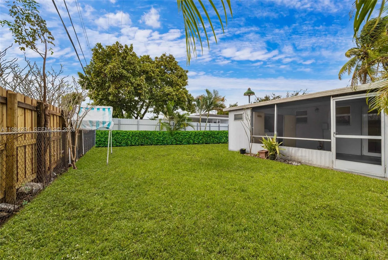 27 Suffolk Ave 0, Hialeah, Florida 33010, Hialeah, Florida 33010, 2 Bedrooms Bedrooms, ,1 BathroomBathrooms,Residential Lease,For Rent,27 Suffolk Ave 0, Hialeah, Florida 33010,A11984291