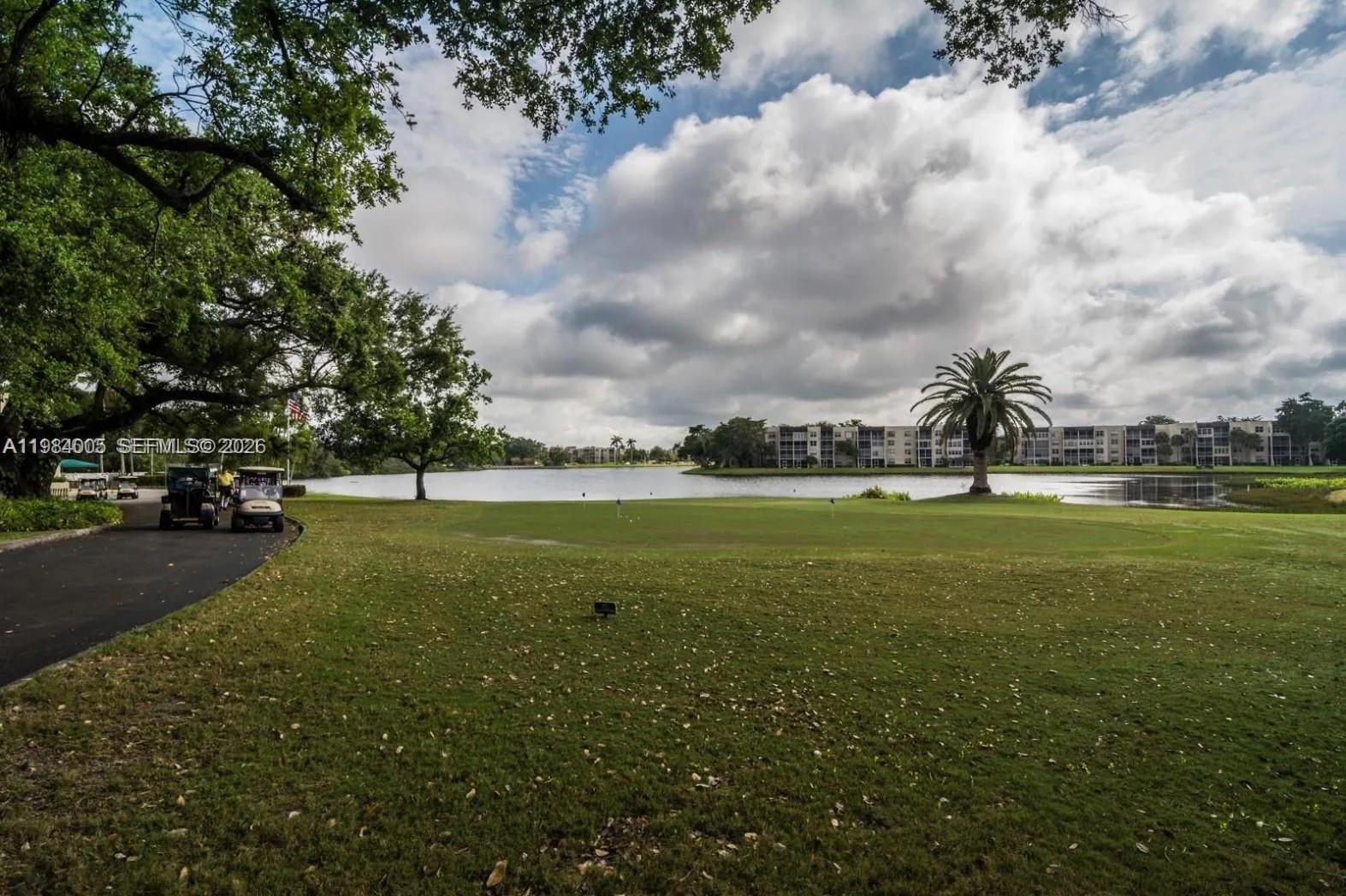 9430 Live Oak Pl 407, Davie, Florida 33324, Davie, Florida 33324, 1 Bedroom Bedrooms, ,1 BathroomBathrooms,Residential,For Sale,9430 Live Oak Pl 407, Davie, Florida 33324,A11984005