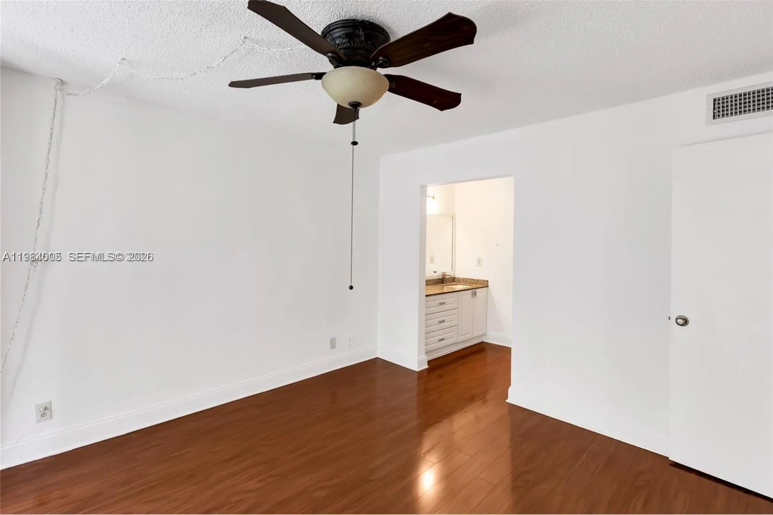 9430 Live Oak Pl 407, Davie, Florida 33324, Davie, Florida 33324, 1 Bedroom Bedrooms, ,1 BathroomBathrooms,Residential,For Sale,9430 Live Oak Pl 407, Davie, Florida 33324,A11984005