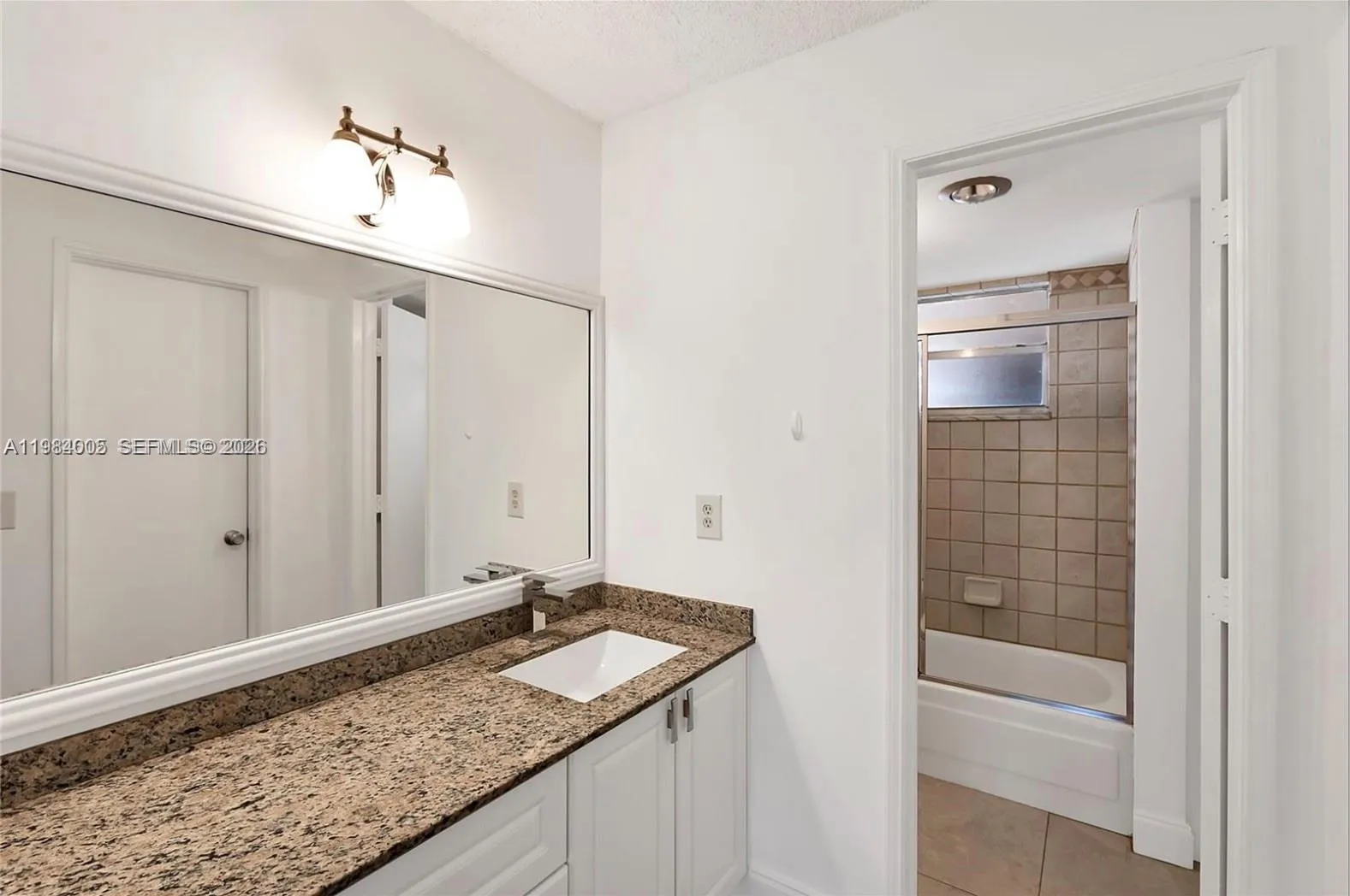 9430 Live Oak Pl 407, Davie, Florida 33324, Davie, Florida 33324, 1 Bedroom Bedrooms, ,1 BathroomBathrooms,Residential,For Sale,9430 Live Oak Pl 407, Davie, Florida 33324,A11984005