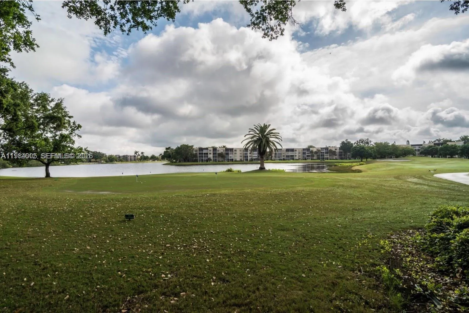 9430 Live Oak Pl 407, Davie, Florida 33324, Davie, Florida 33324, 1 Bedroom Bedrooms, ,1 BathroomBathrooms,Residential,For Sale,9430 Live Oak Pl 407, Davie, Florida 33324,A11984005