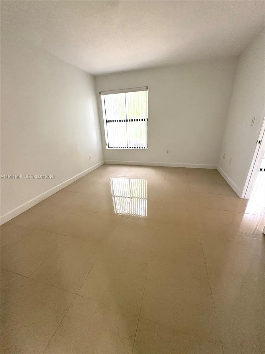 Miami, Florida 33196, 2 Bedrooms Bedrooms, ,2 BathroomsBathrooms,Residential,For Sale,A11981908