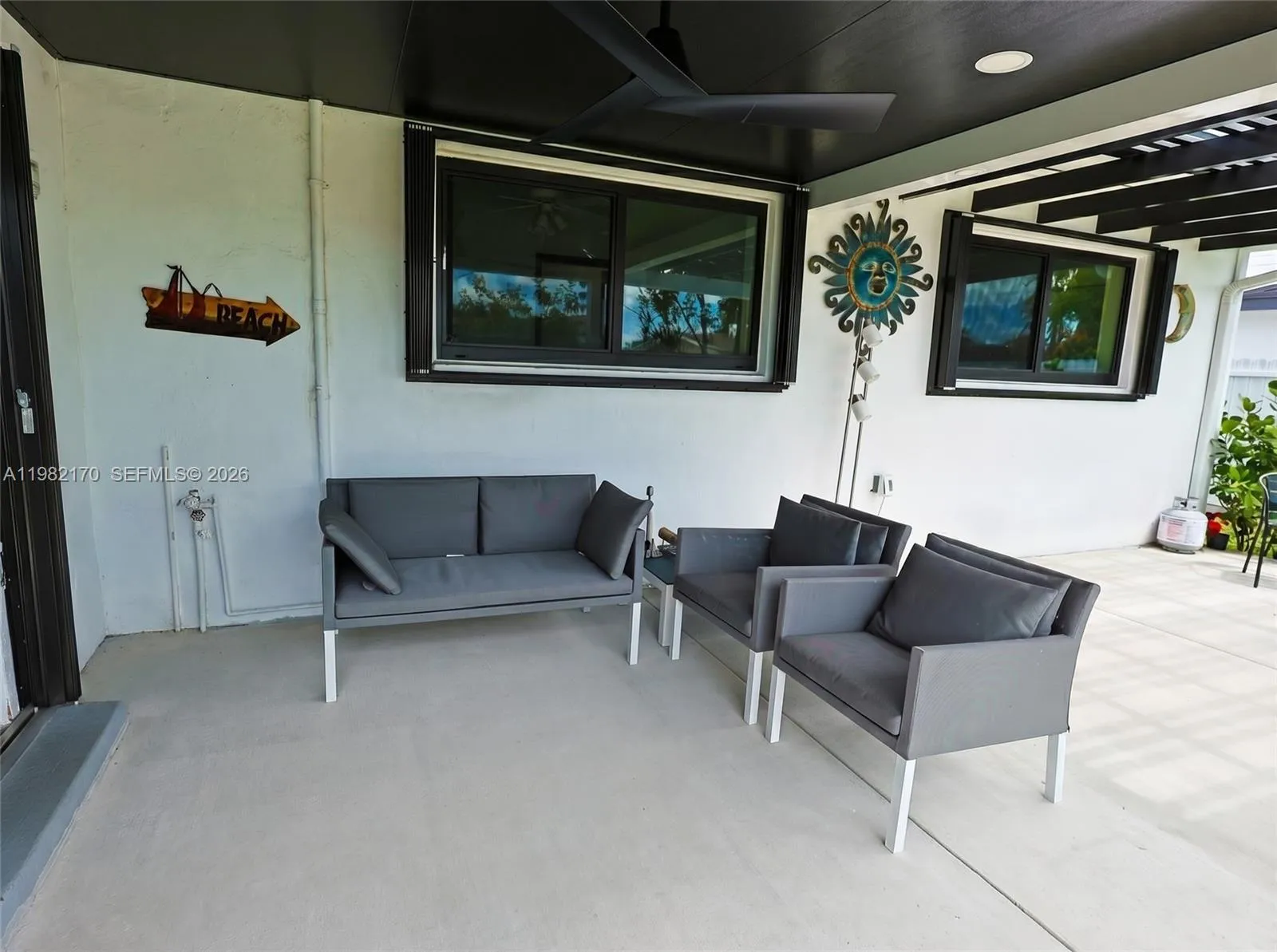 9460 Martinique Dr, Cutler Bay, Florida 33189, Cutler Bay, Florida 33189, 3 Bedrooms Bedrooms, ,2 BathroomsBathrooms,Residential,For Sale,9460 Martinique Dr, Cutler Bay, Florida 33189,A11982170