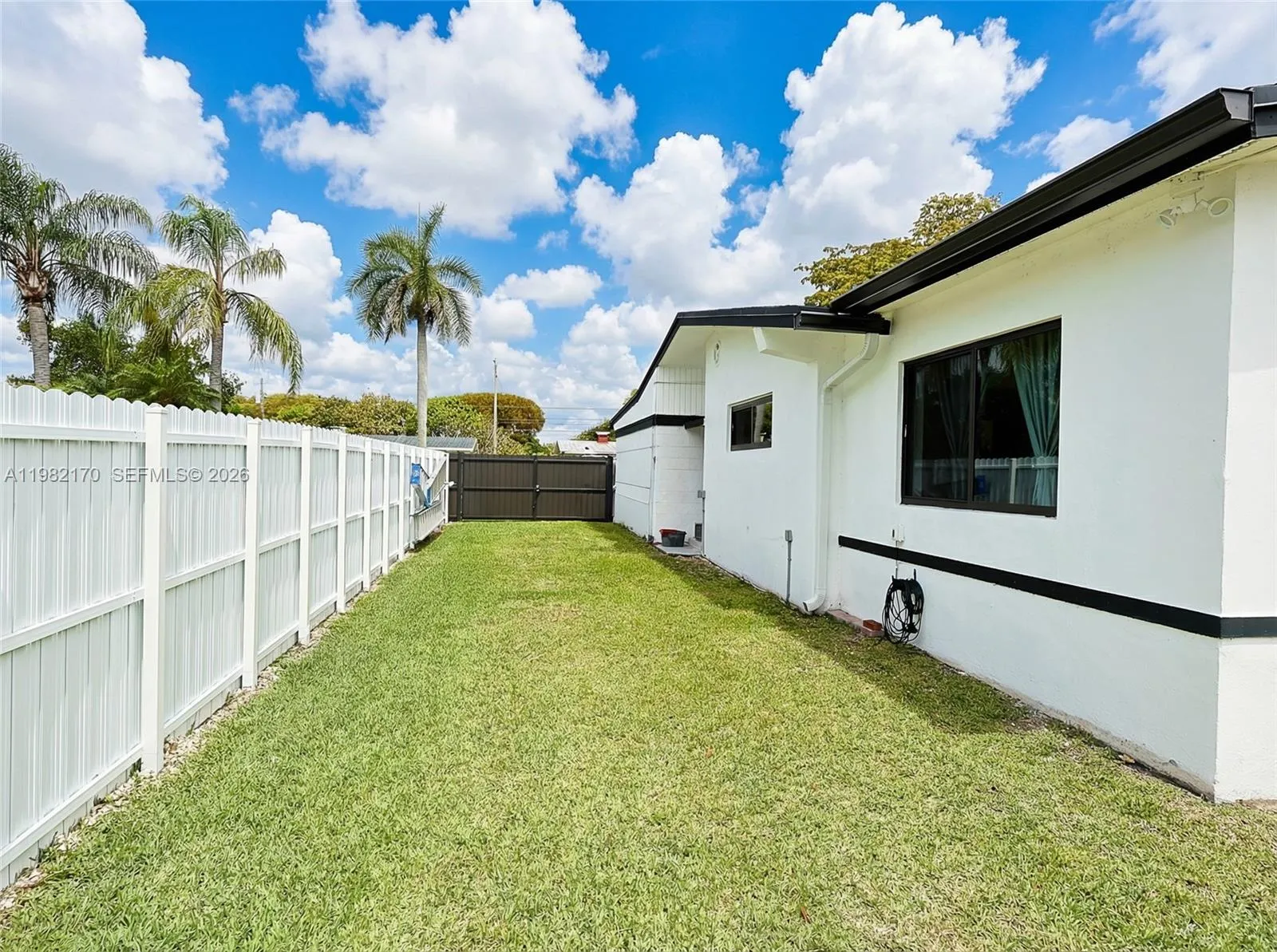 9460 Martinique Dr, Cutler Bay, Florida 33189, Cutler Bay, Florida 33189, 3 Bedrooms Bedrooms, ,2 BathroomsBathrooms,Residential,For Sale,9460 Martinique Dr, Cutler Bay, Florida 33189,A11982170