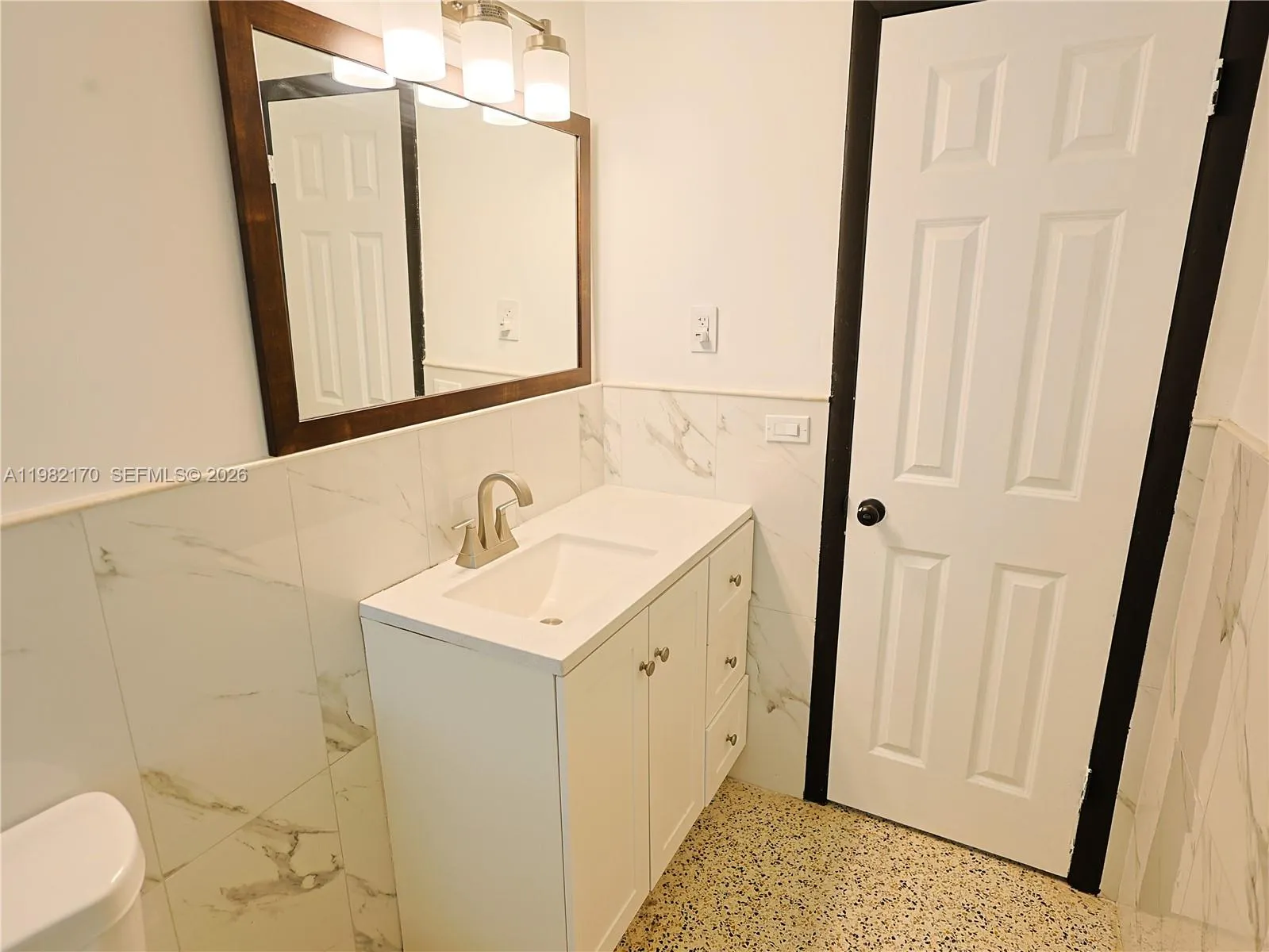 9460 Martinique Dr, Cutler Bay, Florida 33189, Cutler Bay, Florida 33189, 3 Bedrooms Bedrooms, ,2 BathroomsBathrooms,Residential,For Sale,9460 Martinique Dr, Cutler Bay, Florida 33189,A11982170