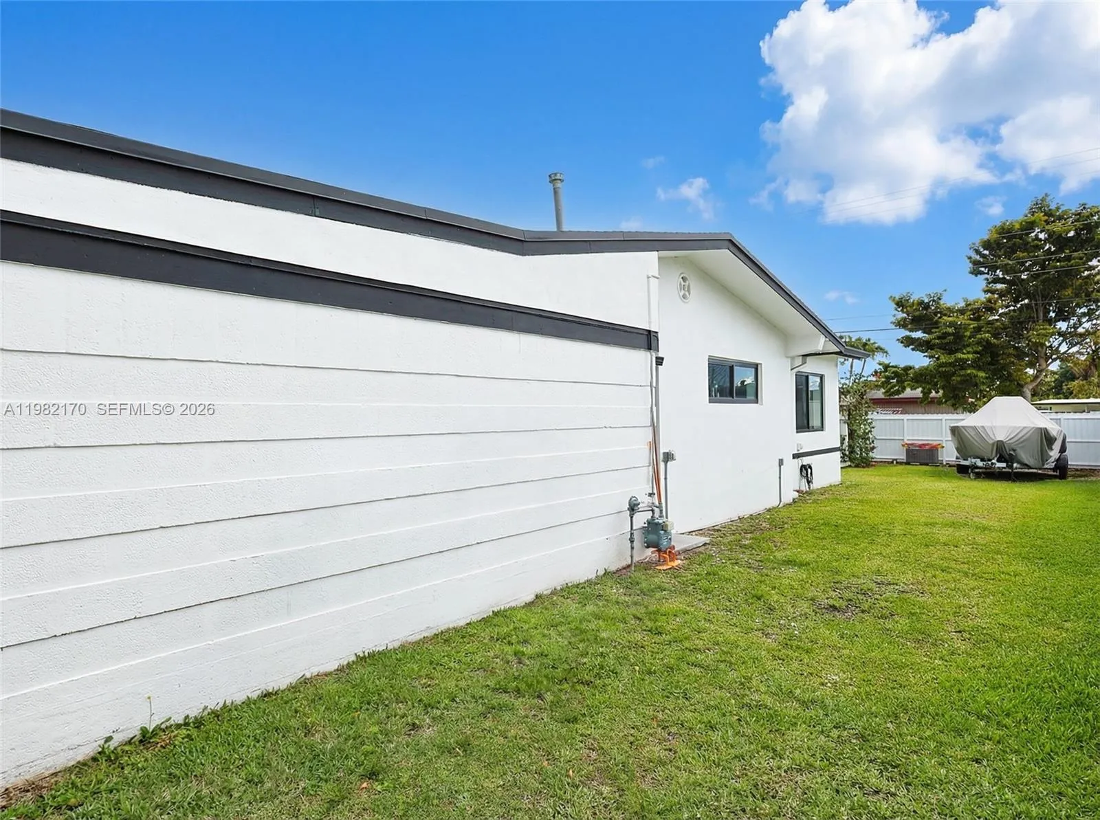 9460 Martinique Dr, Cutler Bay, Florida 33189, Cutler Bay, Florida 33189, 3 Bedrooms Bedrooms, ,2 BathroomsBathrooms,Residential,For Sale,9460 Martinique Dr, Cutler Bay, Florida 33189,A11982170