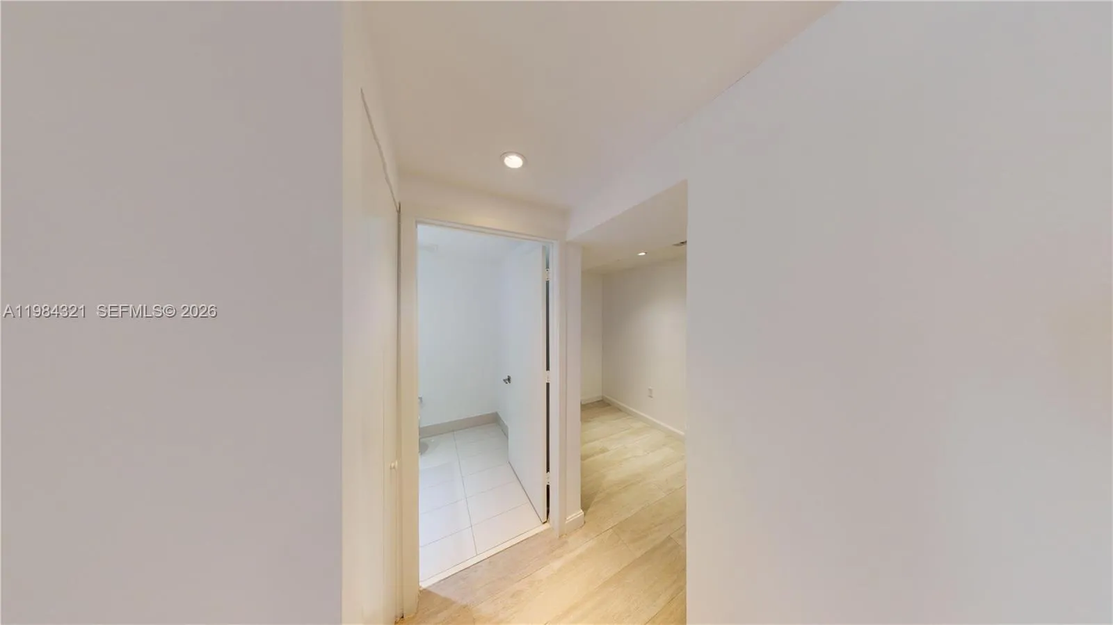 55 Sw 9th St 2010, Miami, Florida 33130, Miami, Florida 33130, 1 Bedroom Bedrooms, ,1 BathroomBathrooms,Residential Lease,For Rent,55 Sw 9th St 2010, Miami, Florida 33130,A11984321