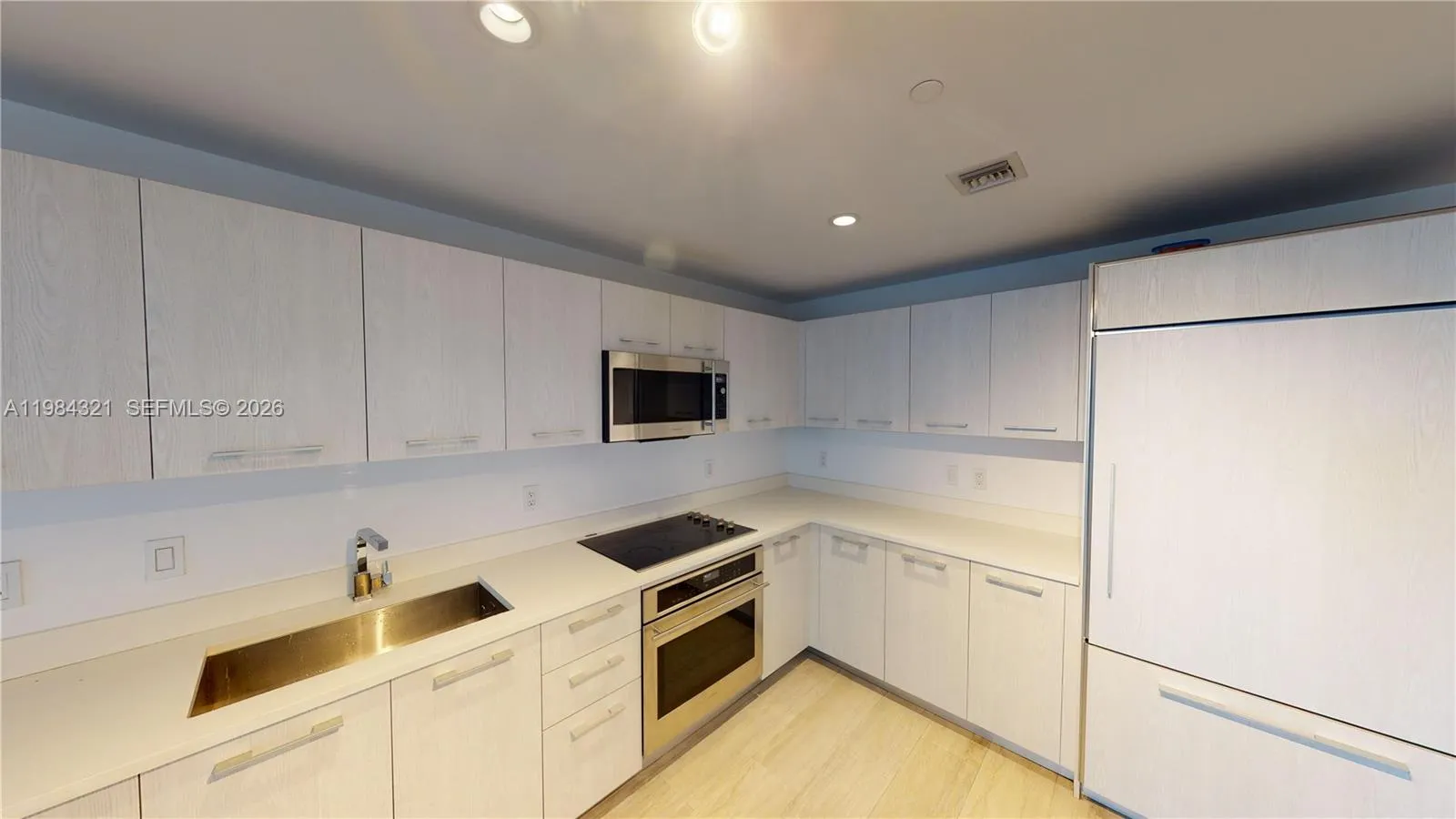 55 Sw 9th St 2010, Miami, Florida 33130, Miami, Florida 33130, 1 Bedroom Bedrooms, ,1 BathroomBathrooms,Residential Lease,For Rent,55 Sw 9th St 2010, Miami, Florida 33130,A11984321