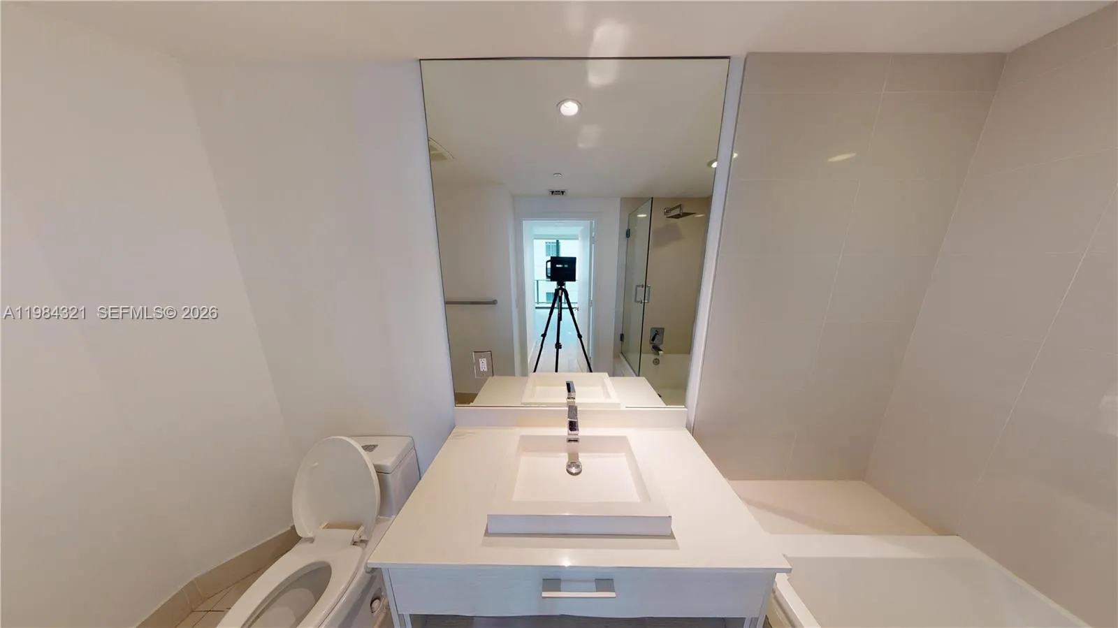 55 Sw 9th St 2010, Miami, Florida 33130, Miami, Florida 33130, 1 Bedroom Bedrooms, ,1 BathroomBathrooms,Residential Lease,For Rent,55 Sw 9th St 2010, Miami, Florida 33130,A11984321