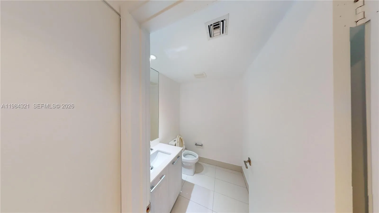 55 Sw 9th St 2010, Miami, Florida 33130, Miami, Florida 33130, 1 Bedroom Bedrooms, ,1 BathroomBathrooms,Residential Lease,For Rent,55 Sw 9th St 2010, Miami, Florida 33130,A11984321
